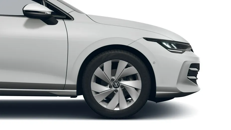 VOLKSWAGEN Golf -