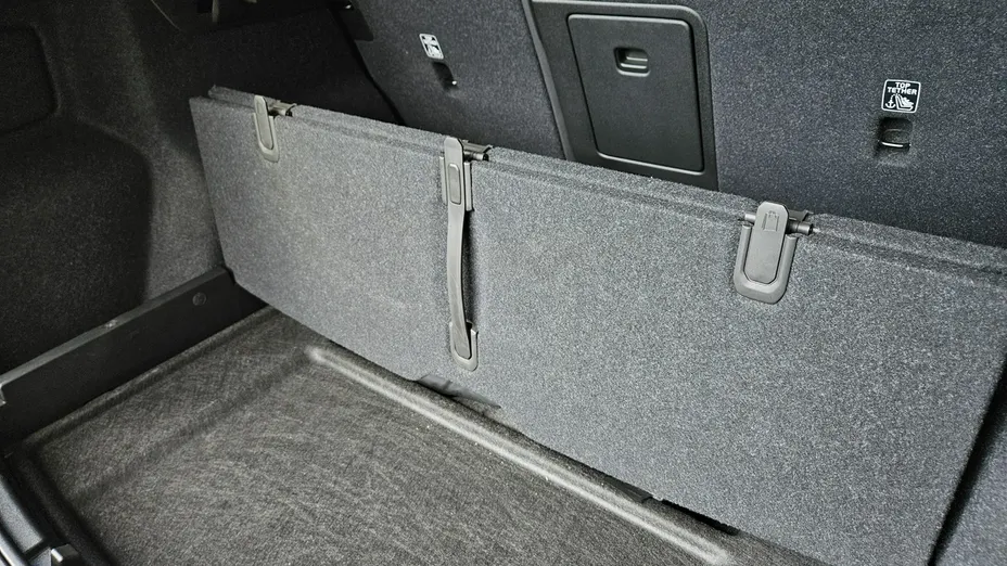 VOLVO XC40 -