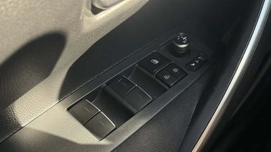 TOYOTA Corolla -