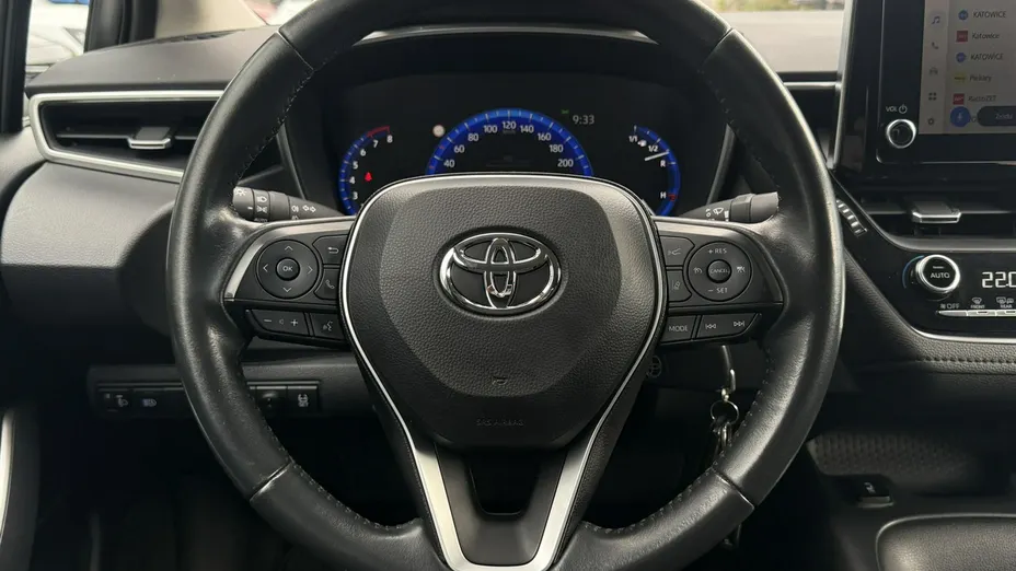 TOYOTA Corolla -