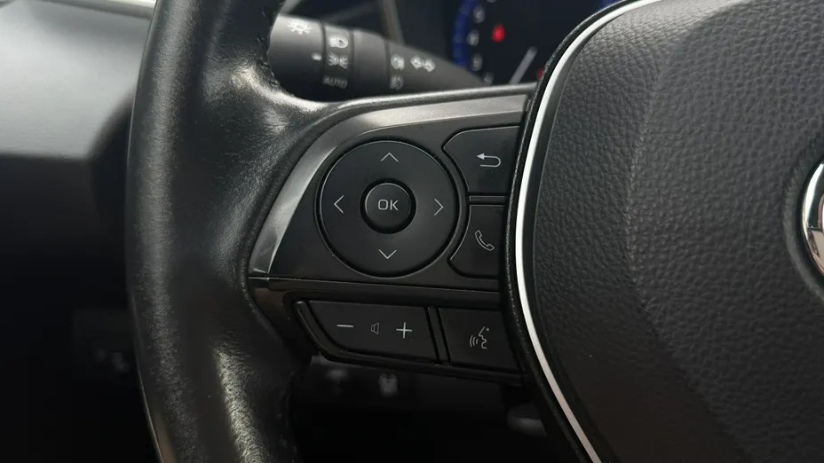 TOYOTA Corolla -