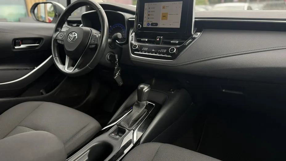 TOYOTA Corolla -