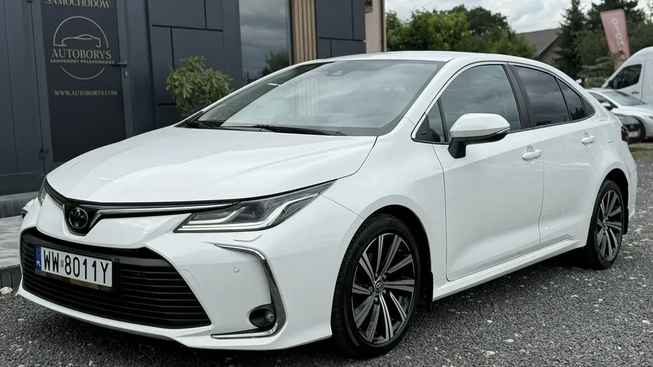 TOYOTA Corolla -