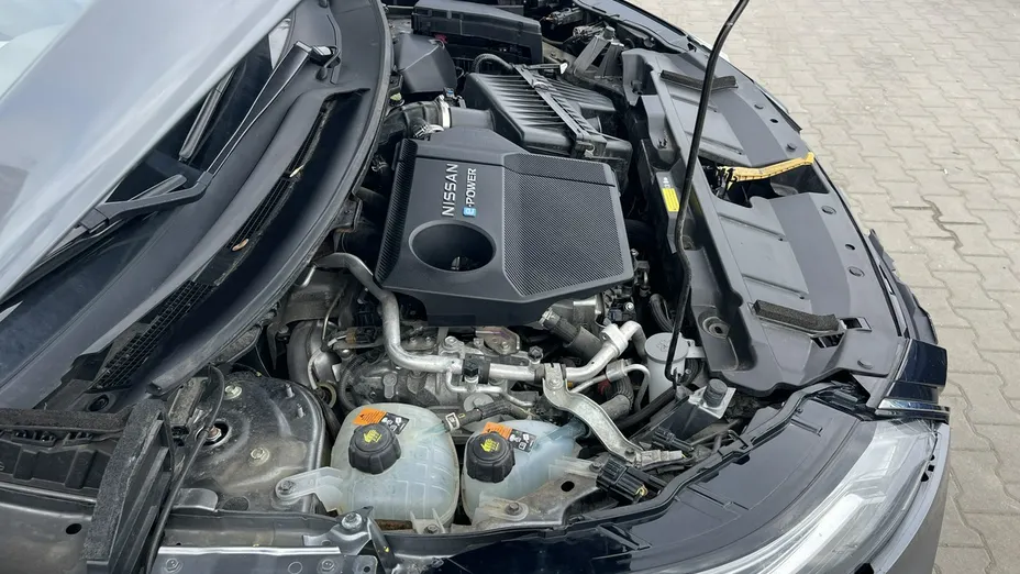 NISSAN X-Trail -