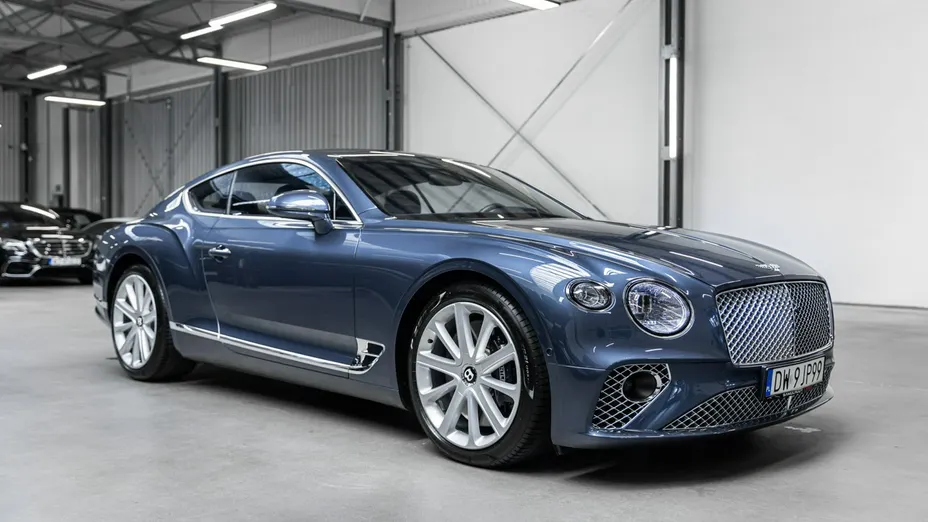 BENTLEY Continental -