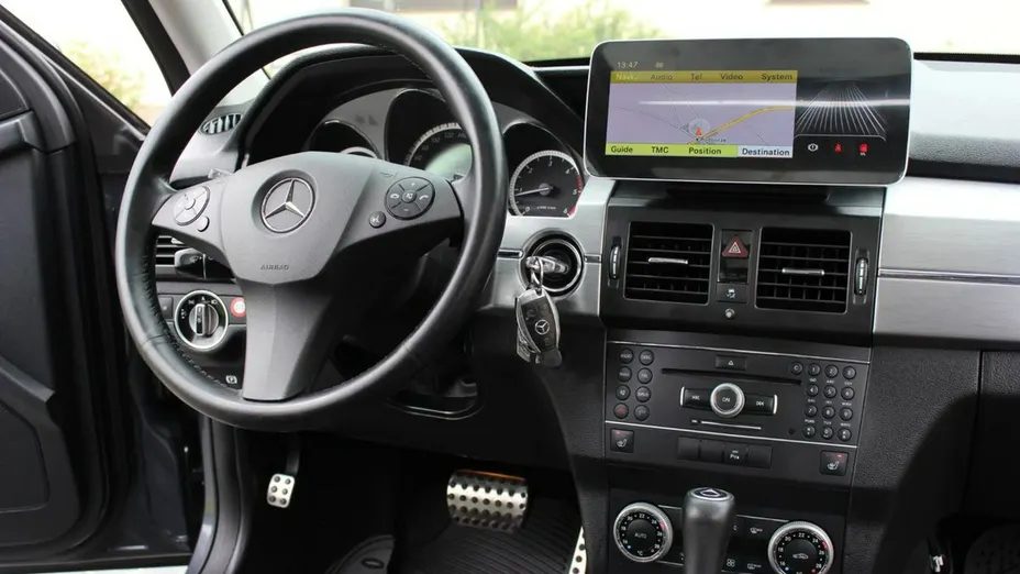 MERCEDES-BENZ GLK -