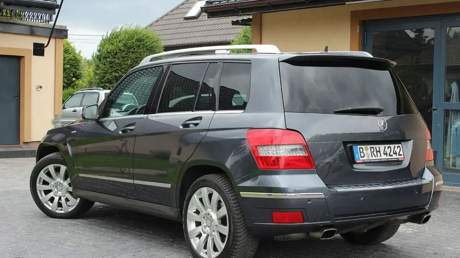 MERCEDES-BENZ GLK -
