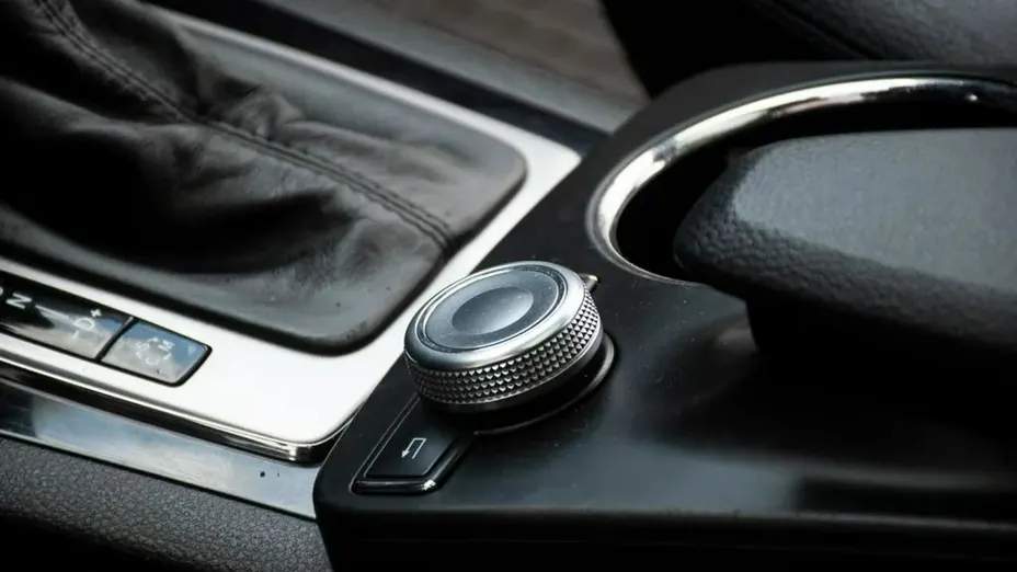 MERCEDES-BENZ GLK -