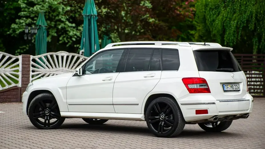 MERCEDES-BENZ GLK -