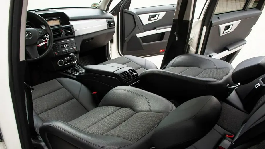 MERCEDES-BENZ GLK -