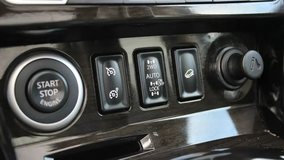 RENAULT Koleos -