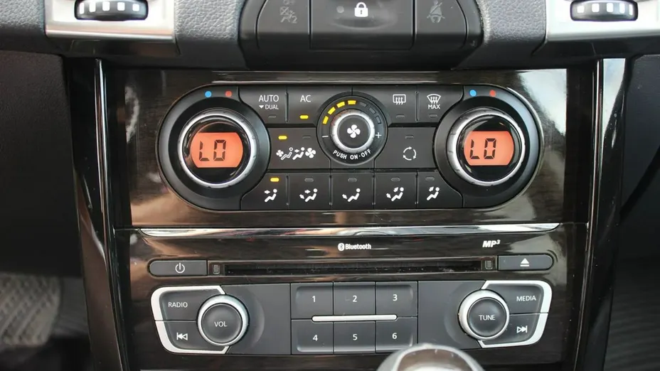 RENAULT Koleos -