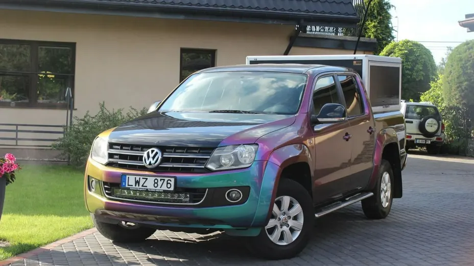 VOLKSWAGEN Amarok -