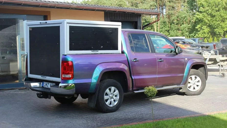 VOLKSWAGEN Amarok -