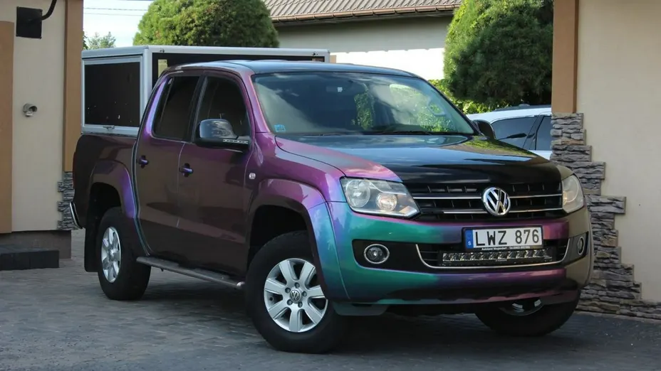 VOLKSWAGEN Amarok -