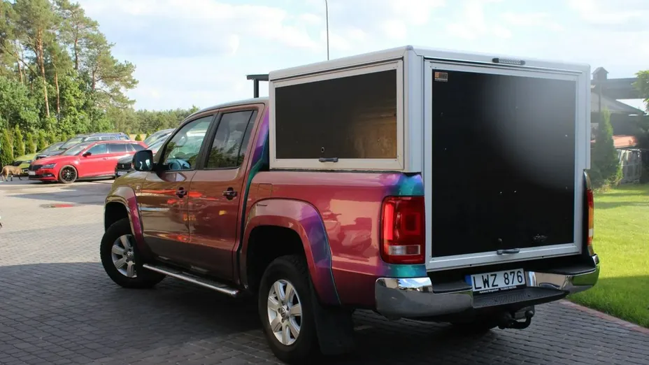 VOLKSWAGEN Amarok -