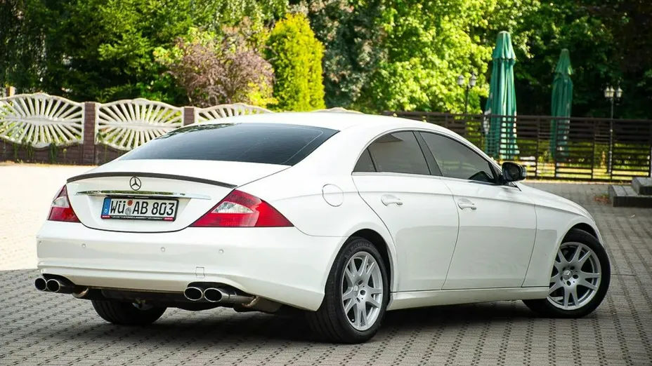 MERCEDES-BENZ CLS -