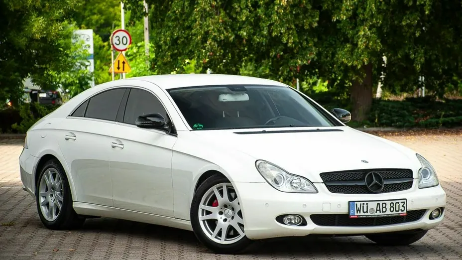 MERCEDES-BENZ CLS -