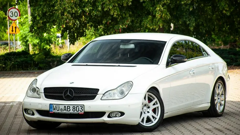 MERCEDES-BENZ CLS -
