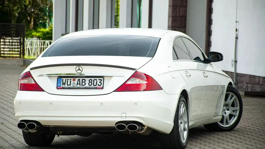 MERCEDES-BENZ CLS -