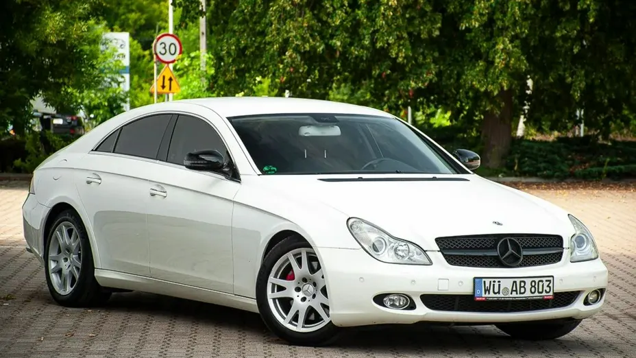 MERCEDES-BENZ CLS -