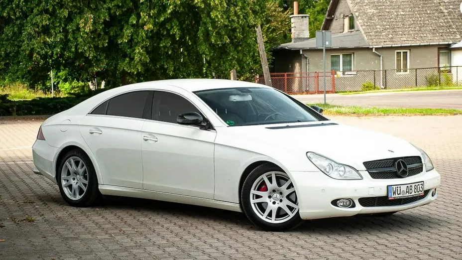 MERCEDES-BENZ CLS -