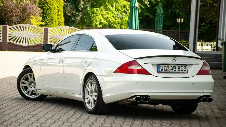 MERCEDES-BENZ CLS -