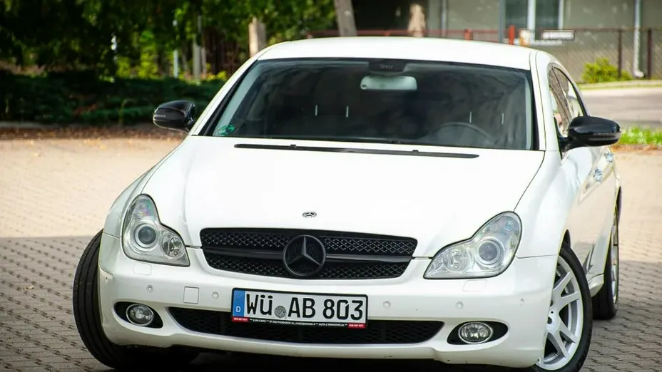 MERCEDES-BENZ CLS -