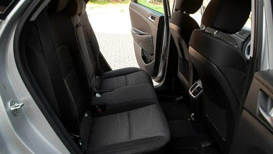 HYUNDAI Tucson -