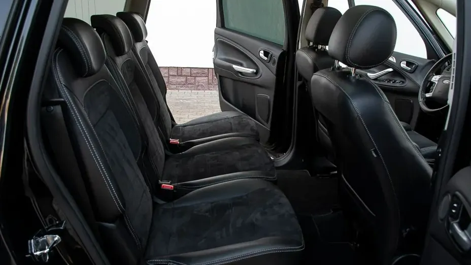 FORD S-MAX -