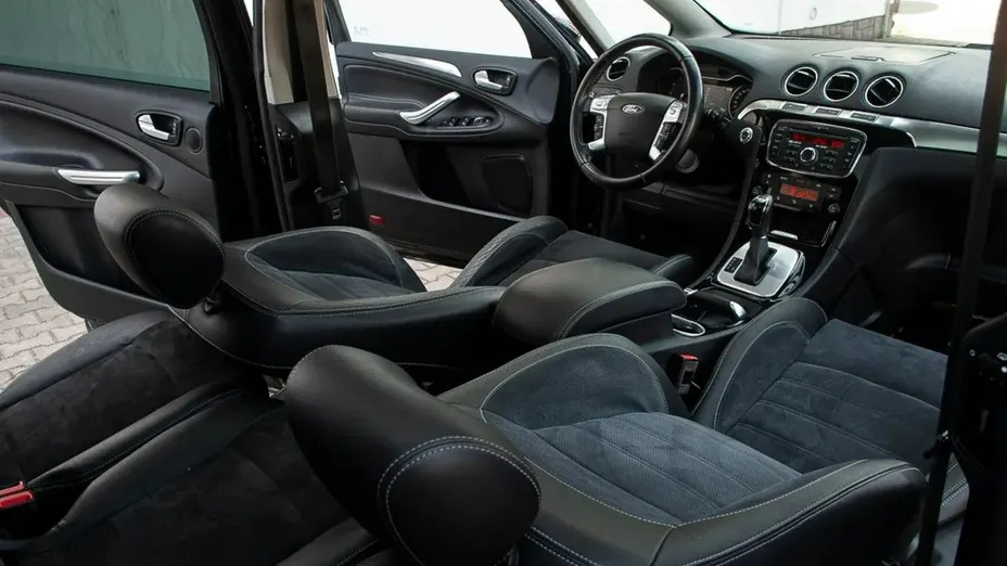 FORD S-MAX -
