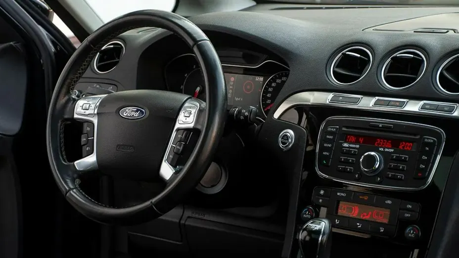 FORD S-MAX -