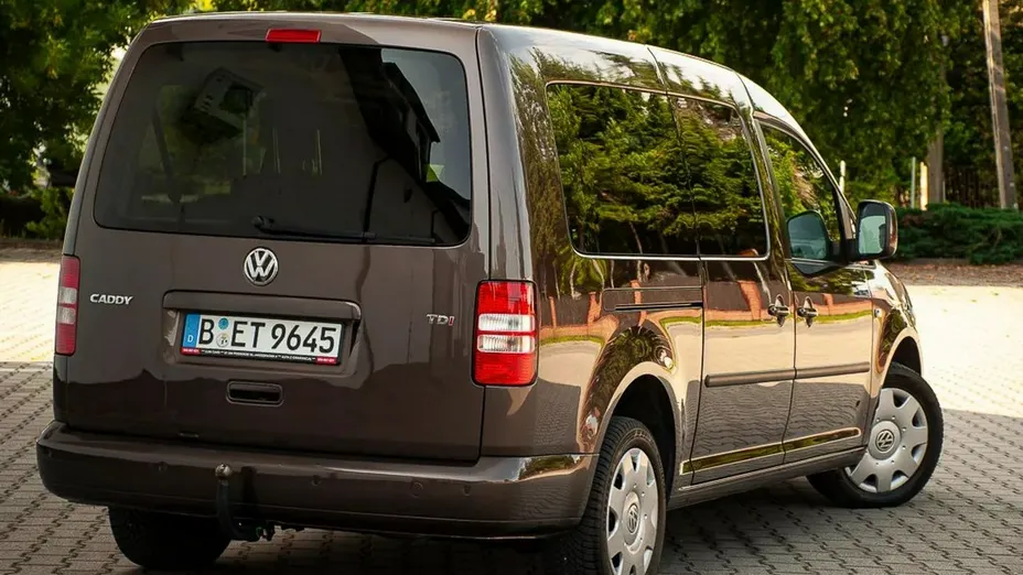 VOLKSWAGEN Caddy -