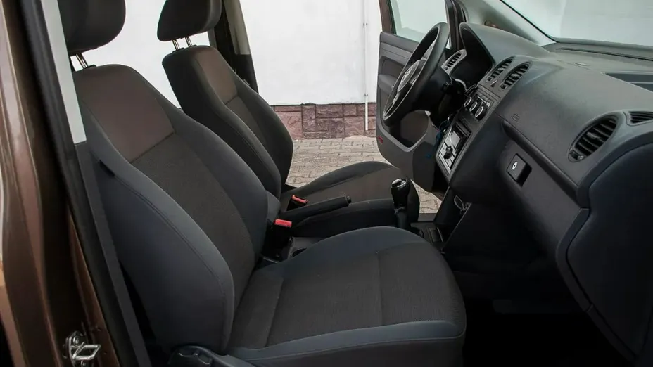 VOLKSWAGEN Caddy -