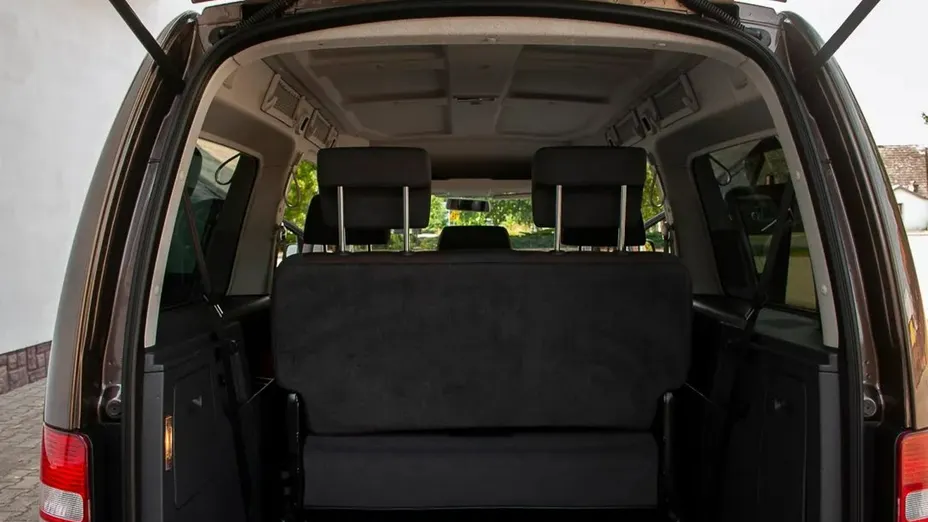 VOLKSWAGEN Caddy -