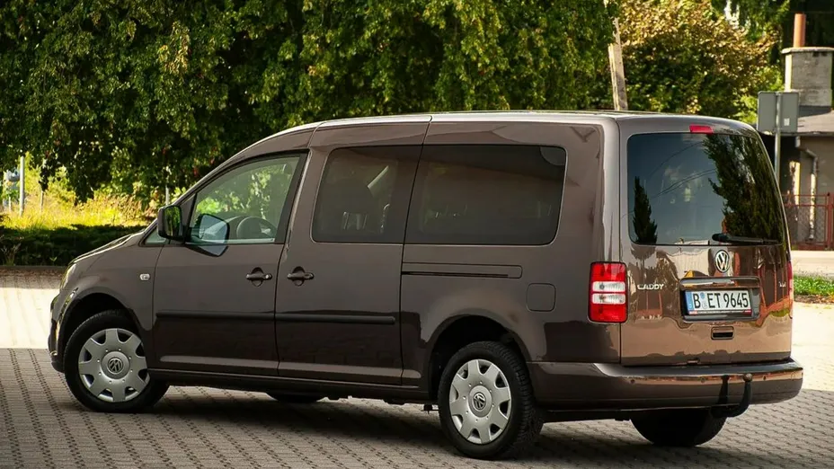 VOLKSWAGEN Caddy -