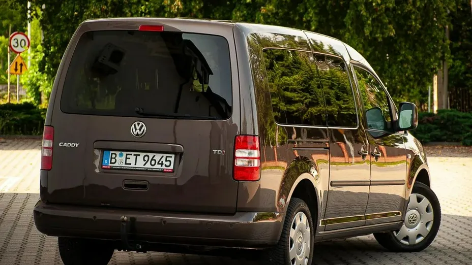 VOLKSWAGEN Caddy -