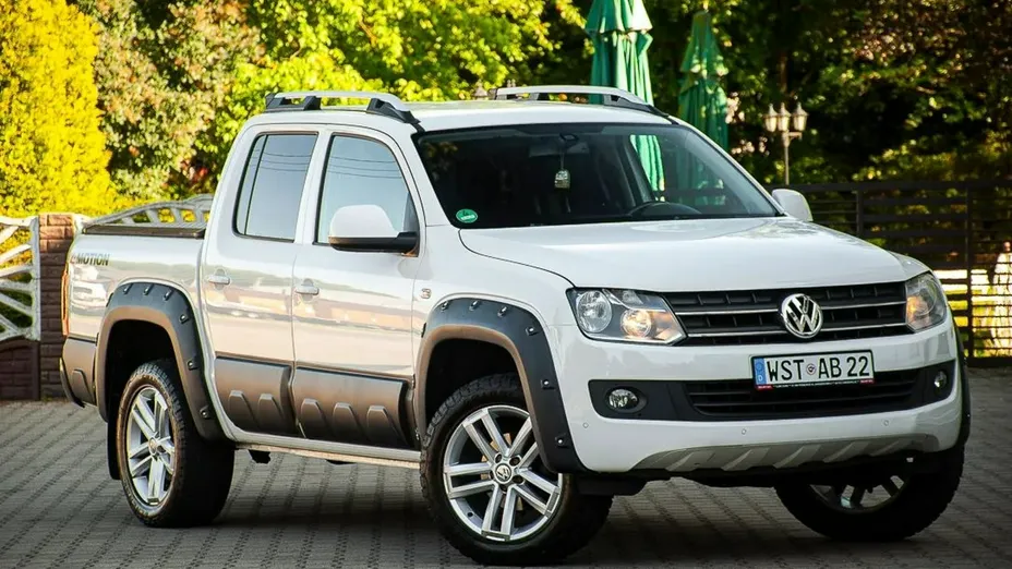 VOLKSWAGEN Amarok -
