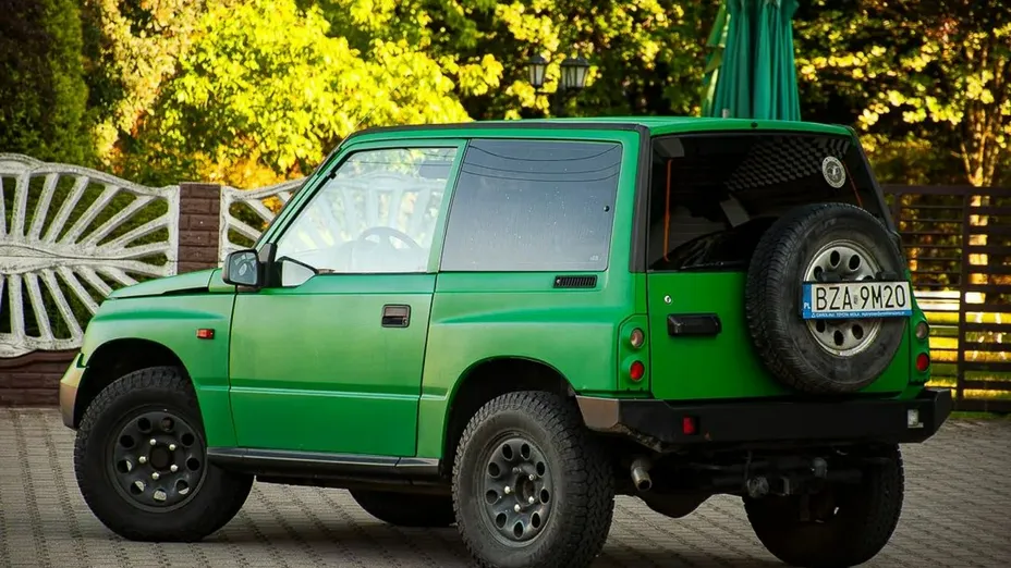 SUZUKI Vitara -