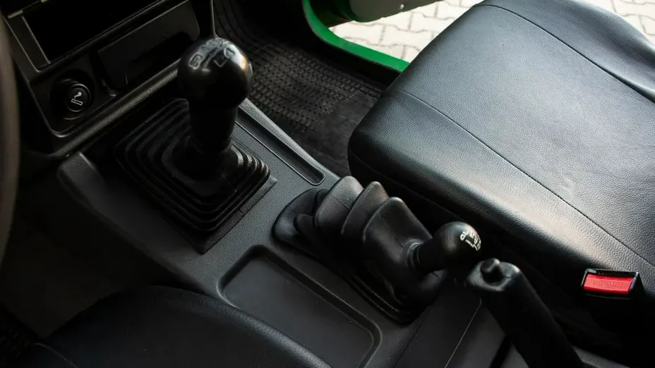 SUZUKI Vitara -