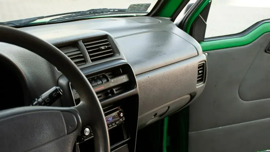 SUZUKI Vitara -