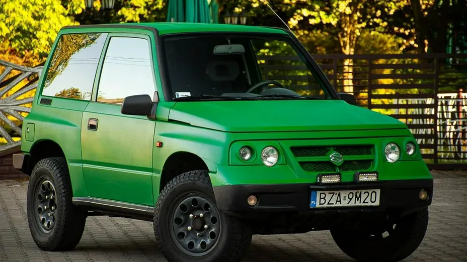 SUZUKI Vitara -