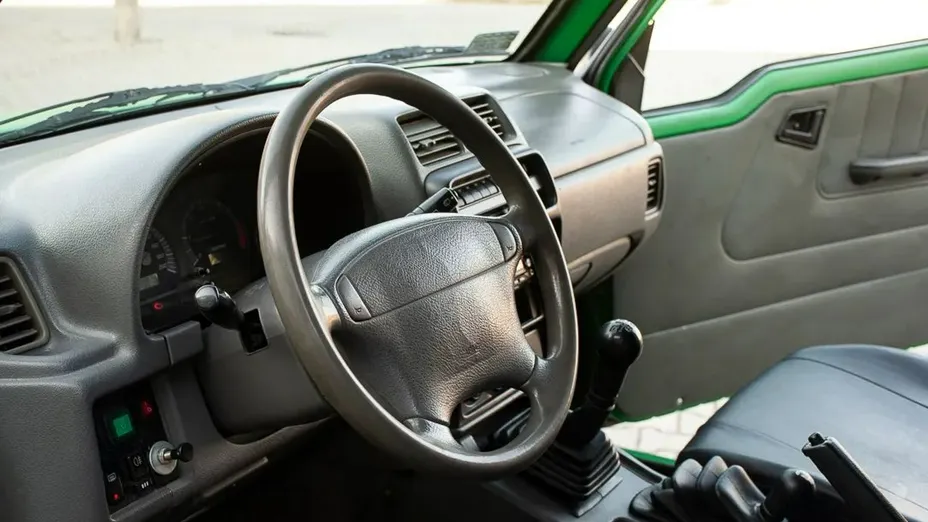 SUZUKI Vitara -