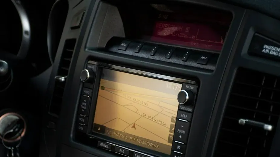 MITSUBISHI Pajero -