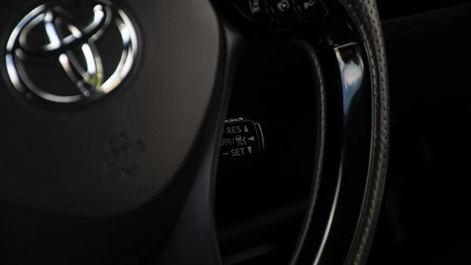 TOYOTA C-HR -