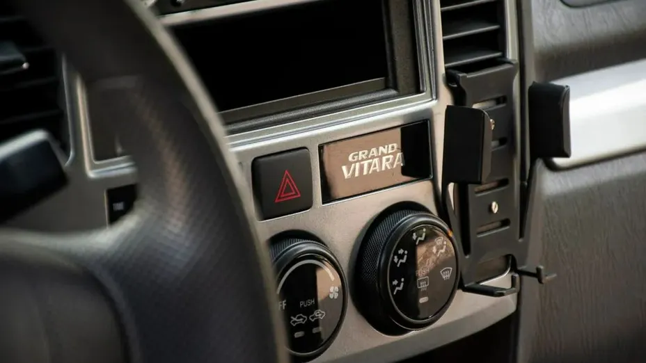 SUZUKI Grand Vitara -