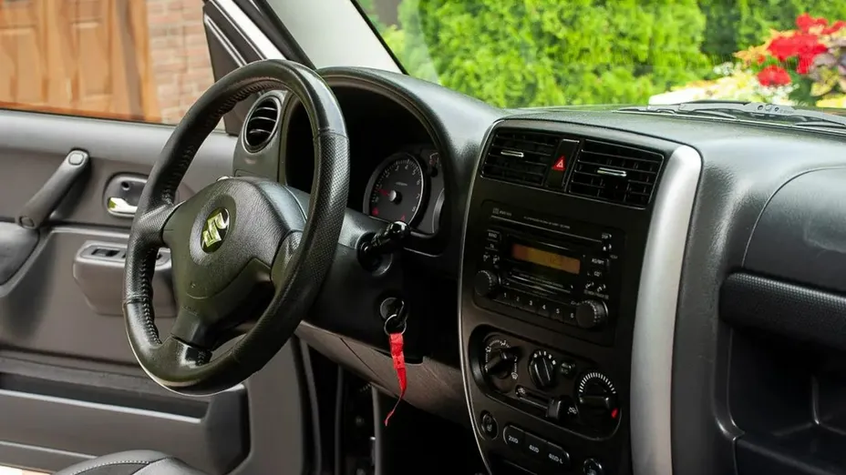 SUZUKI Jimny -