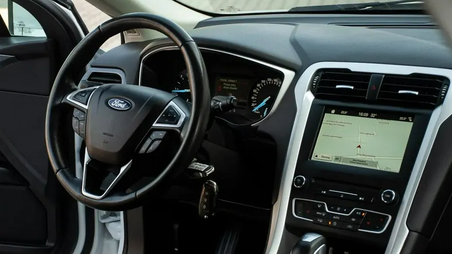 FORD Mondeo -