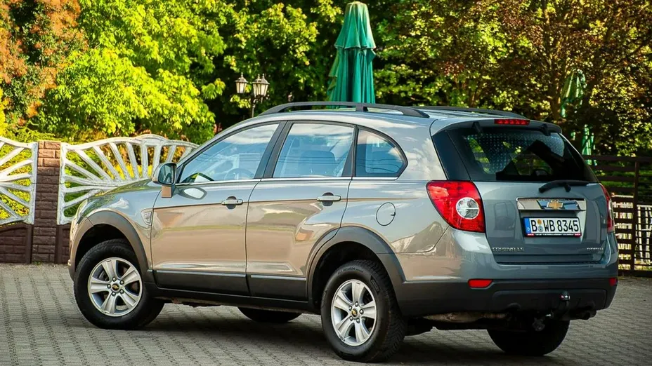 CHEVROLET Captiva -