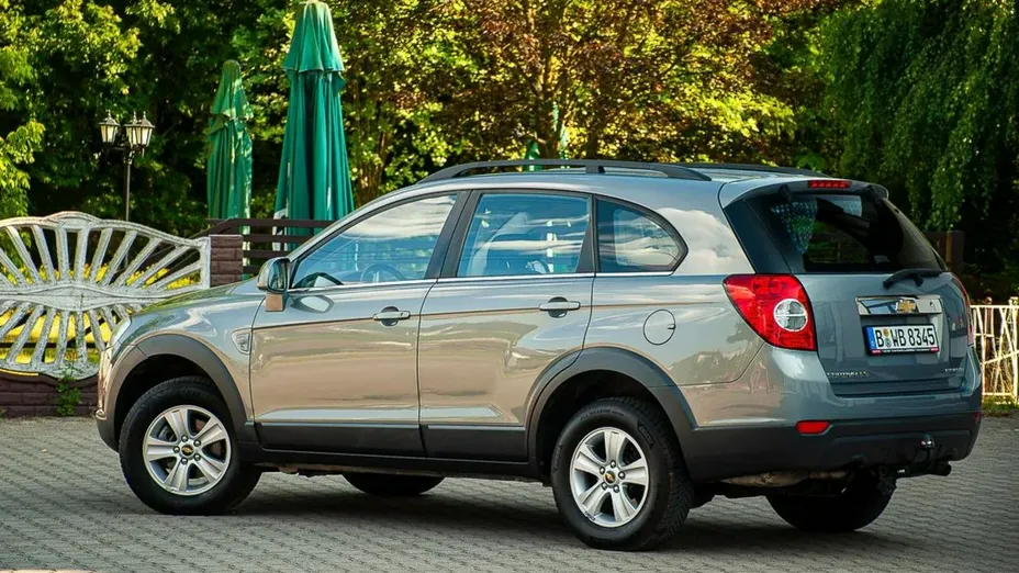 CHEVROLET Captiva -